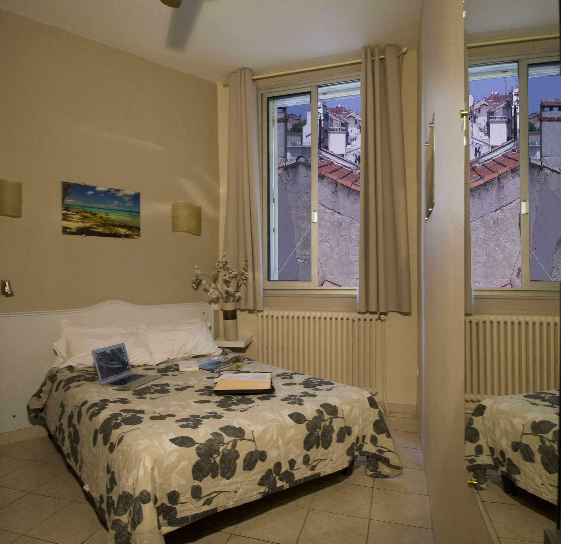 Le Strasbourg Hotel Montpellier Dış mekan fotoğraf